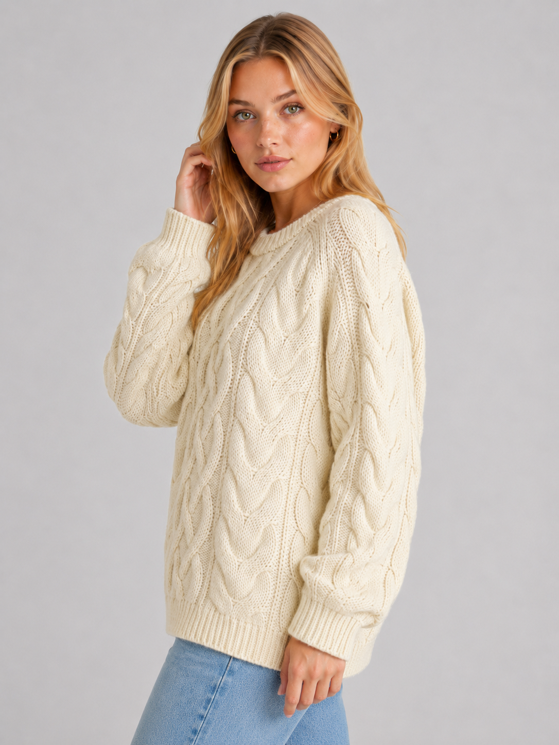 Women's Cream Chunky Cable Knit Jumper
