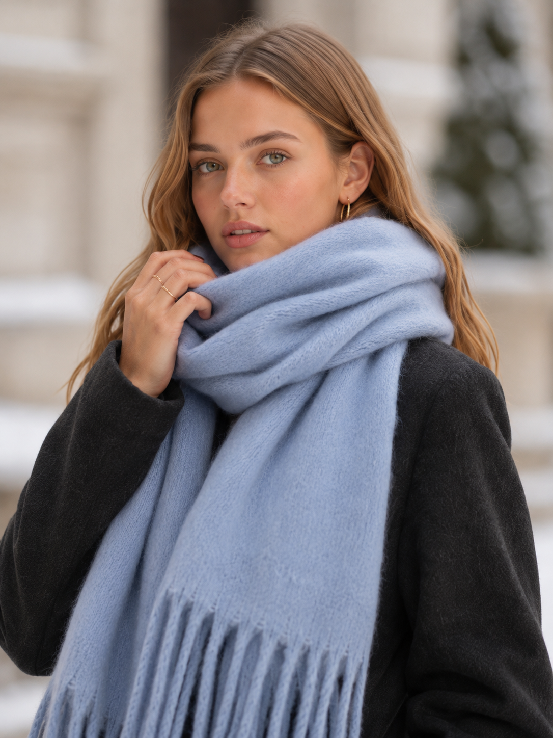 Women's Oversized Tassel Scarf