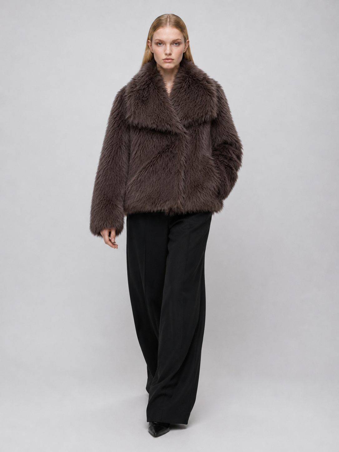 Women's Cropped Winter Faux Fur Jacket